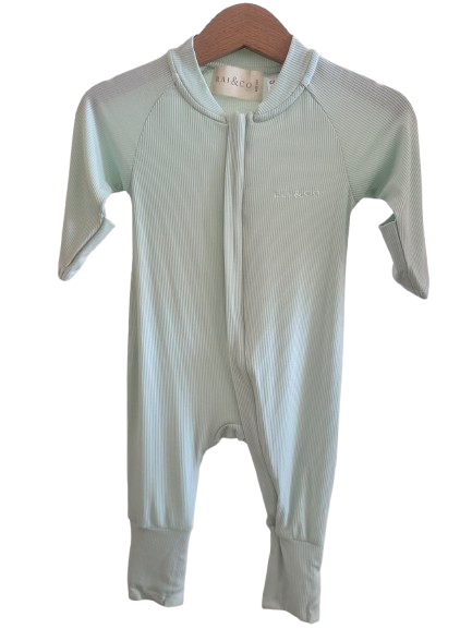 Light Weight Eco-Jumpsuit - Mint green